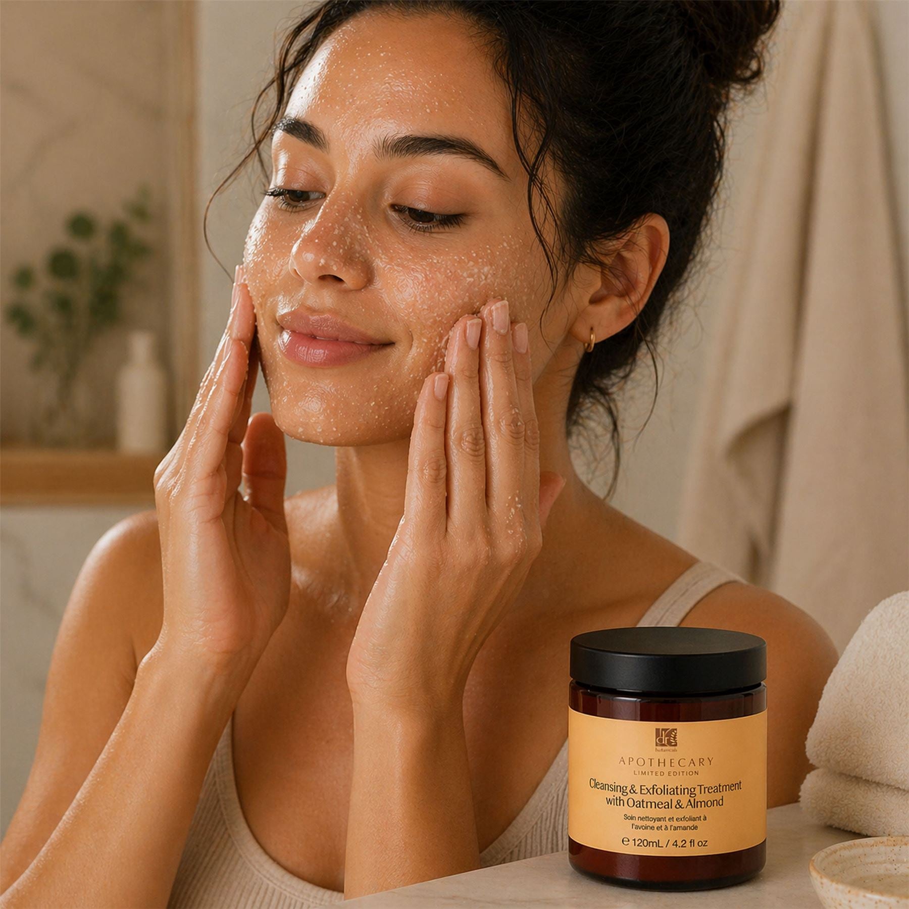 Soin nettoyant et exfoliant à l'avoine et aux amandes 120 ml