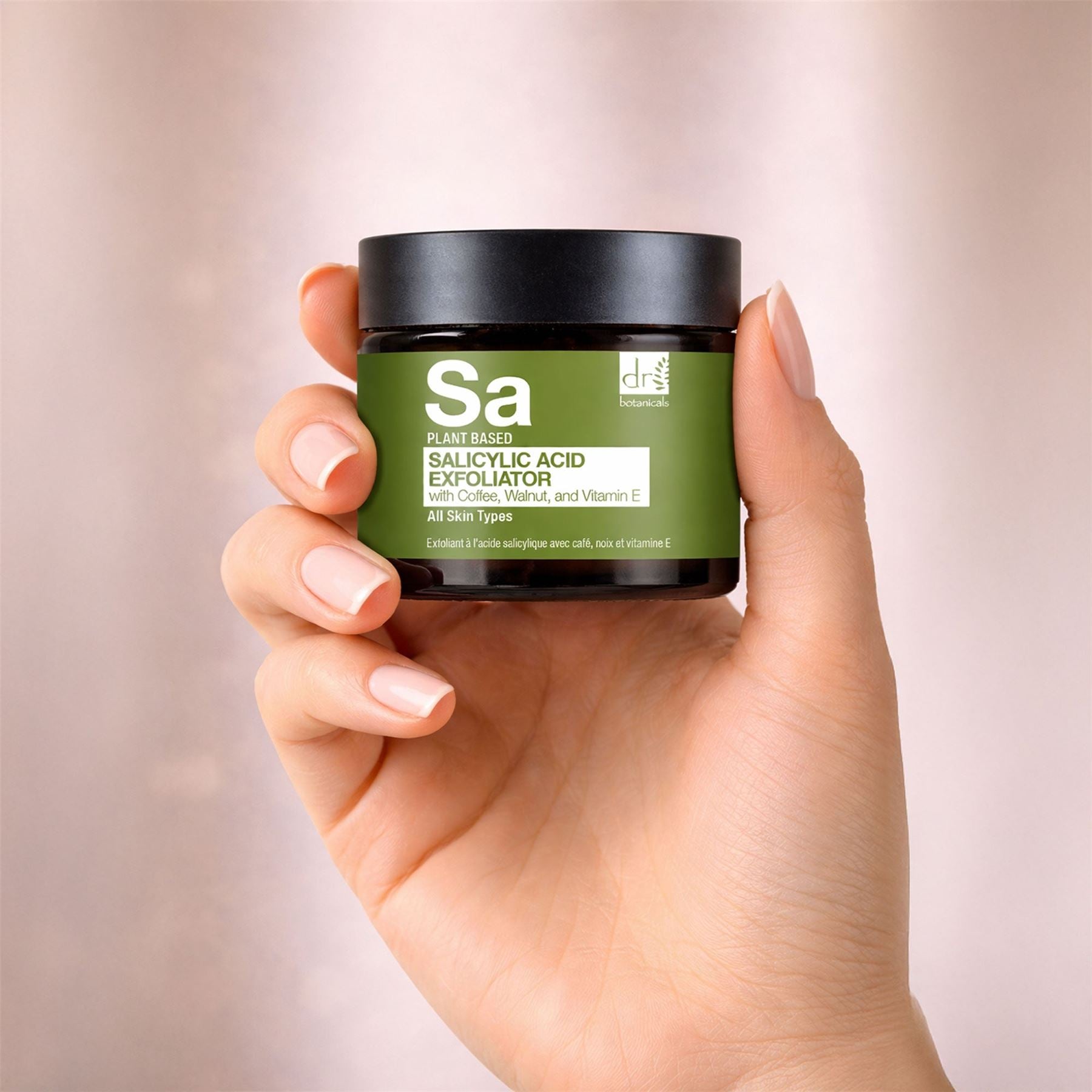 Exfoliant à l'acide salicylique avec café, noix et vitamine E 60 ml