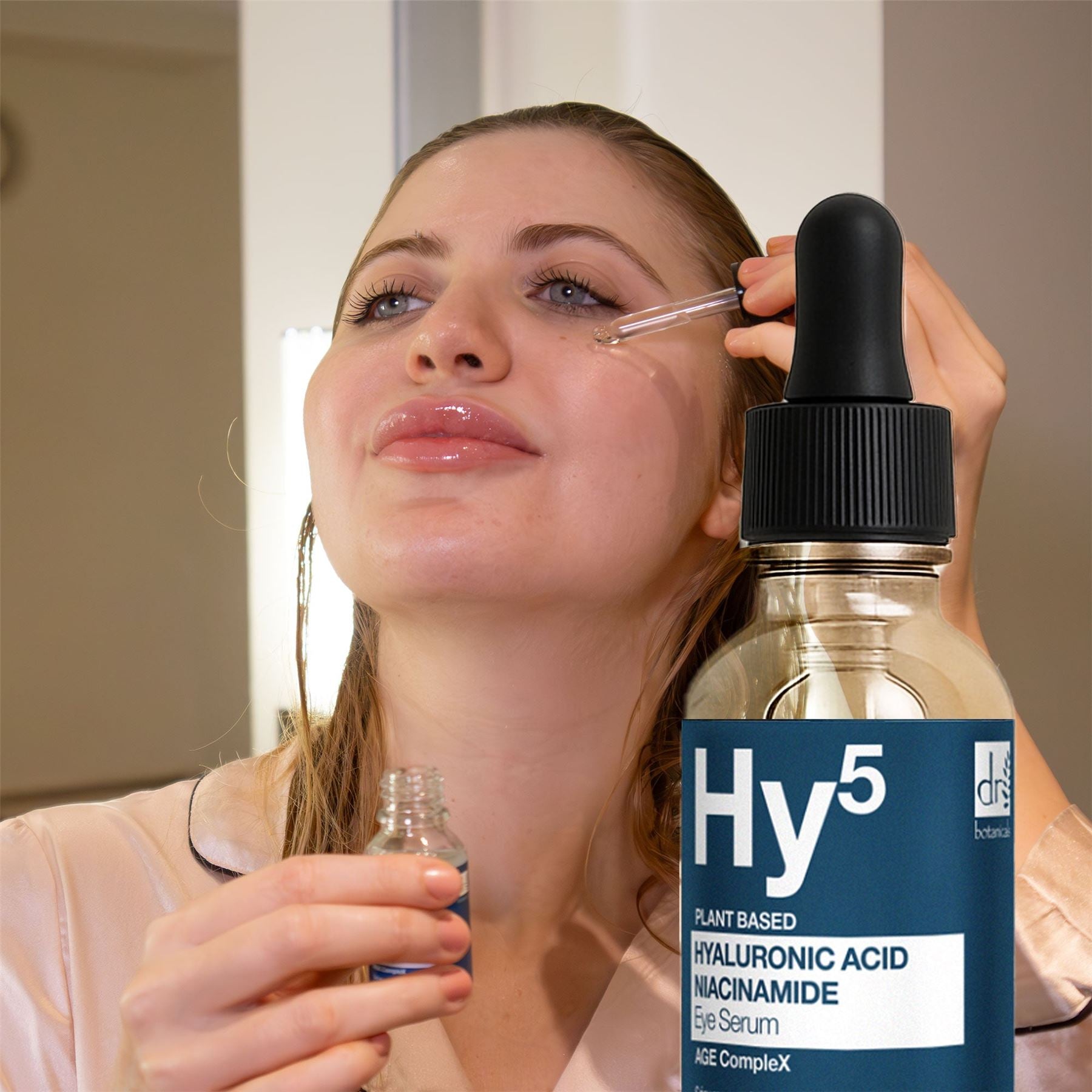 Hydrating Eye Serum with 5% Hyaluronic acid & 5% Niacinamide 15ml